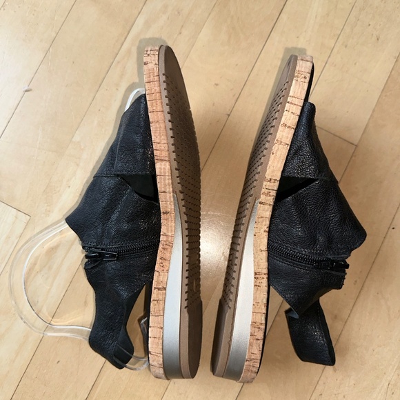 Sesto Meucci Sylke Black Leather Criss Cross Bands Sandal, 7.5 CB2414 - Picture 3 of 6